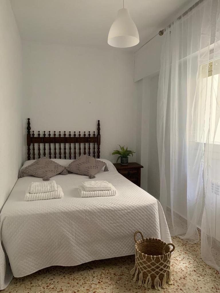 Apartamento Con Vistas Al Pilar Con Aparcamiento Privado Zaragoza Ngoại thất bức ảnh