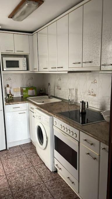 Apartamento Con Vistas Al Pilar Con Aparcamiento Privado Zaragoza Ngoại thất bức ảnh